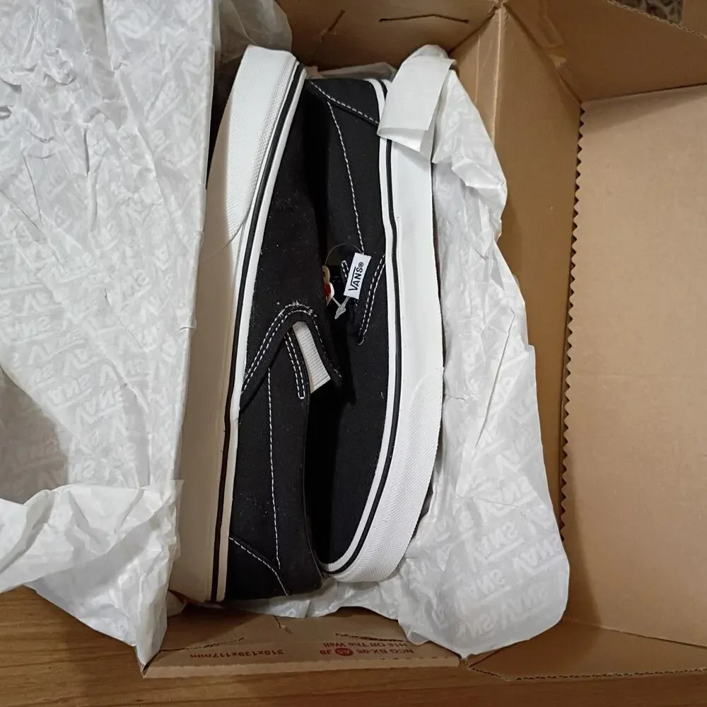VANS Classic Slip-On lack True black Unisex Shoes men's 7 women's 8.5 - Picture 8 of 10